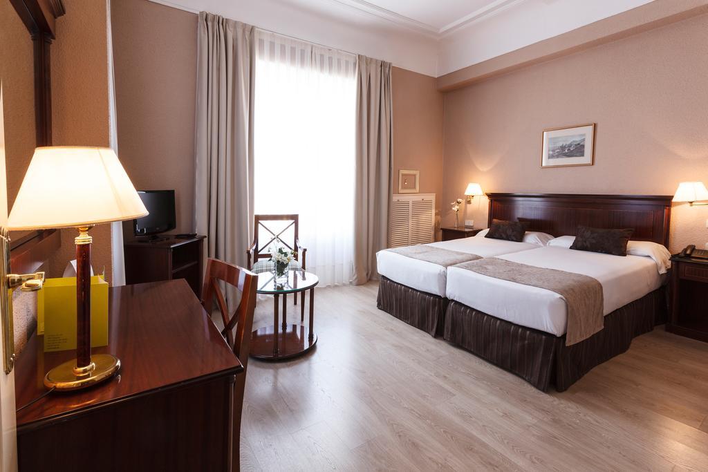 Hotel Mate Macarena, Gran Via